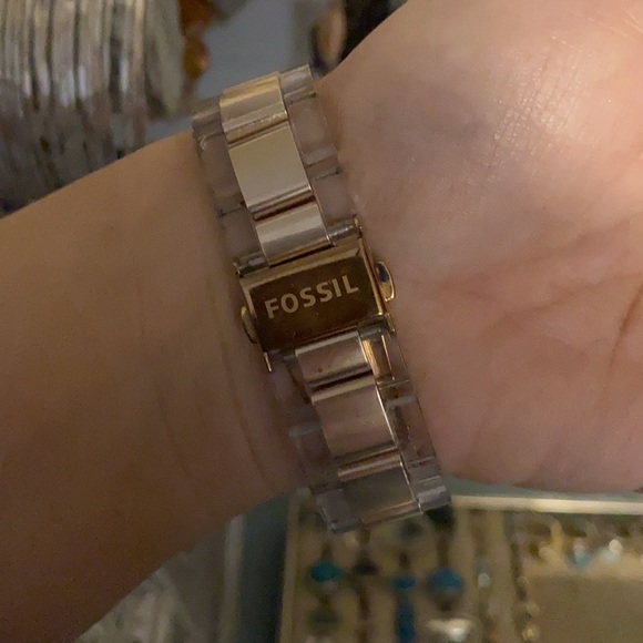 Fossil Watch - Picture 2 of 5